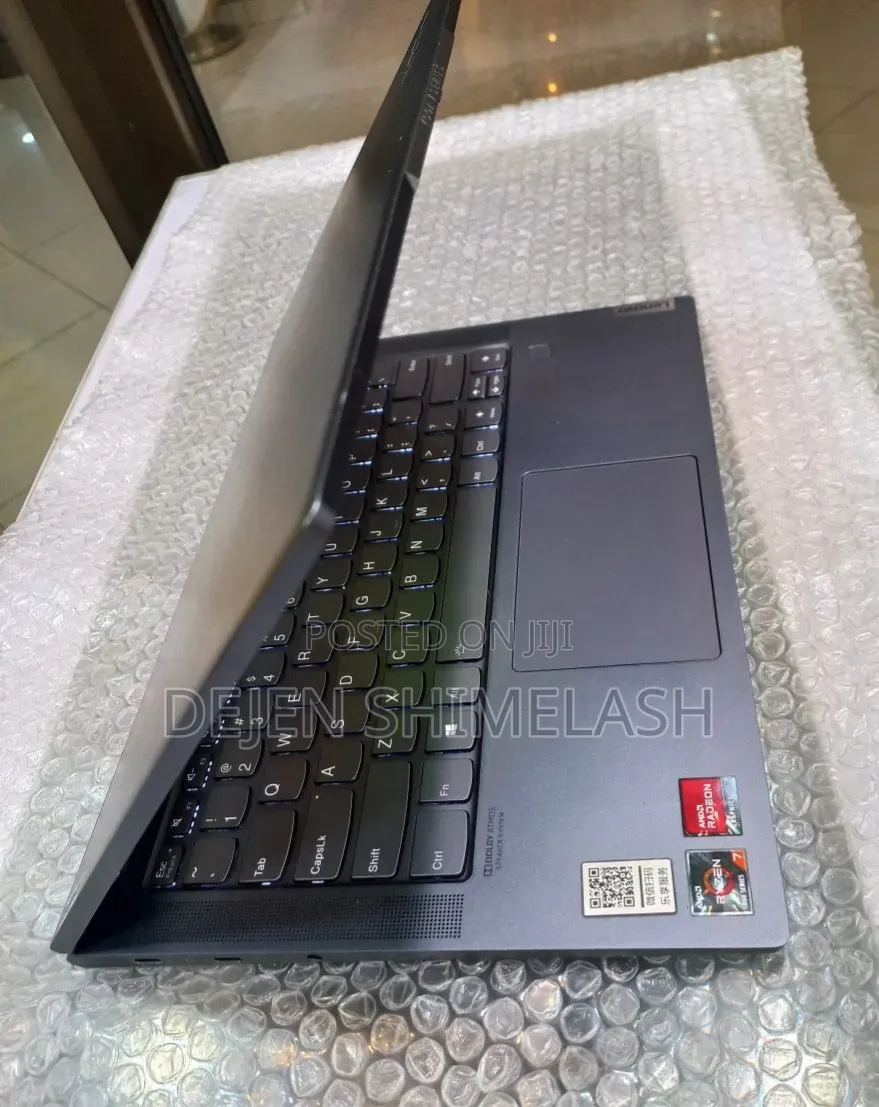 New Laptop Lenovo Yoga 7 15ITL5 16GB AMD Ryzen 7 SSD 512GB