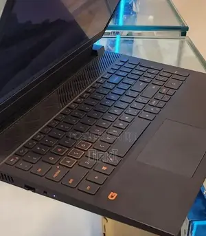 New Laptop Dell G15 5511 16GB Intel Core i7 SSD 512GB