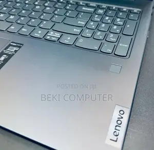 New Laptop Lenovo Yoga 7i 16GB Intel Core i7 SSD 512GB