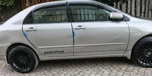 Toyota Corolla 2004 Gold