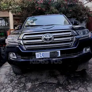 Toyota Land Cruiser 2013 Black