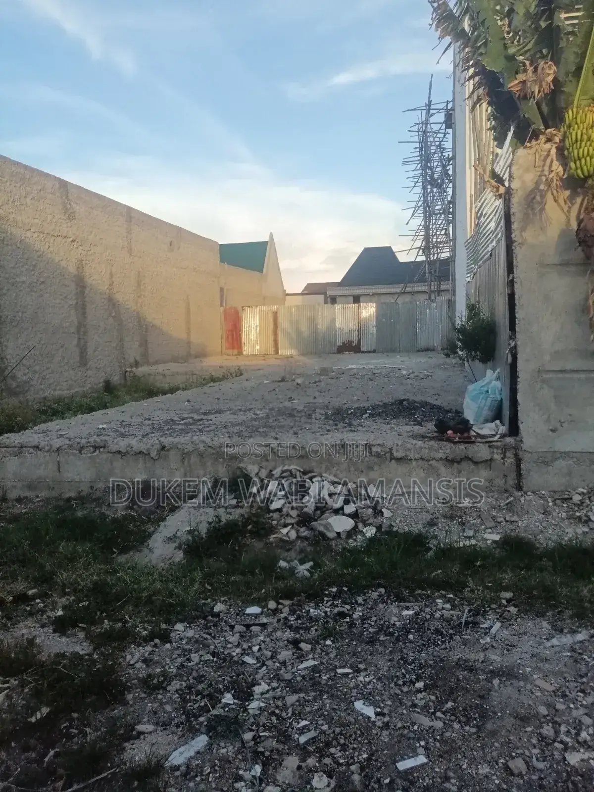 10bdrm House in Dukem, East Shewa for sale