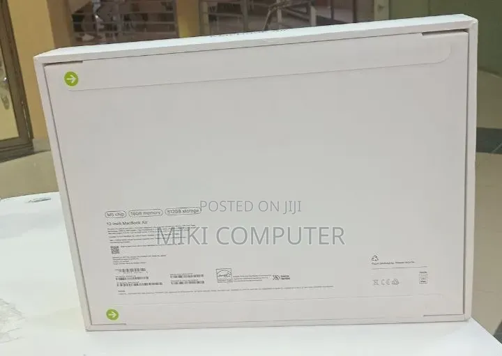 New Laptop Apple MacBook Air 2026 M5 16GB Intel SSD 512GB