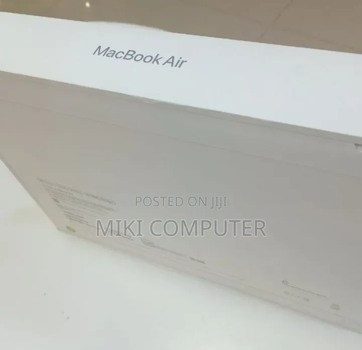 New Laptop Apple MacBook Air 2026 M5 16GB Intel SSD 512GB