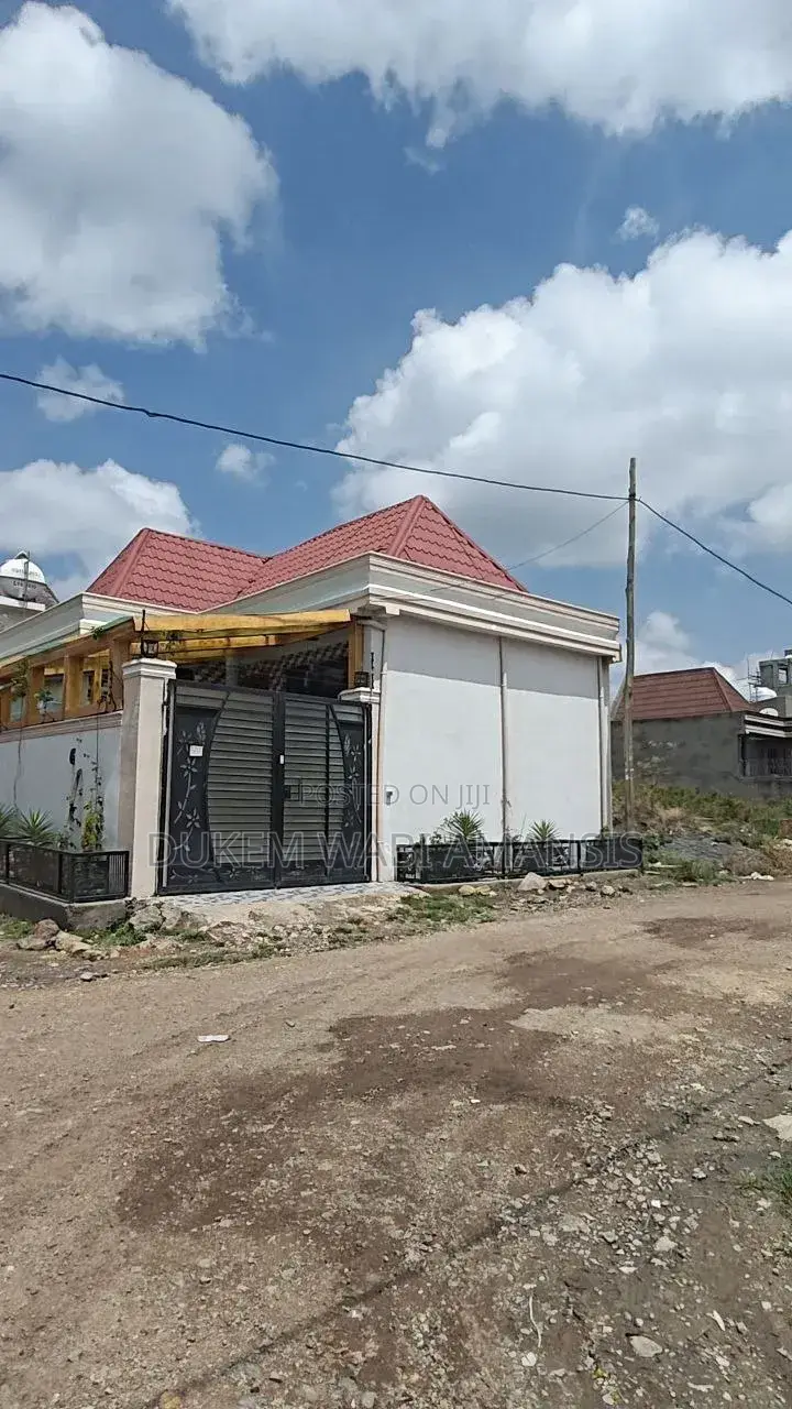Furnished 8bdrm Villa in Bishoftudukem, East Shewa for sale