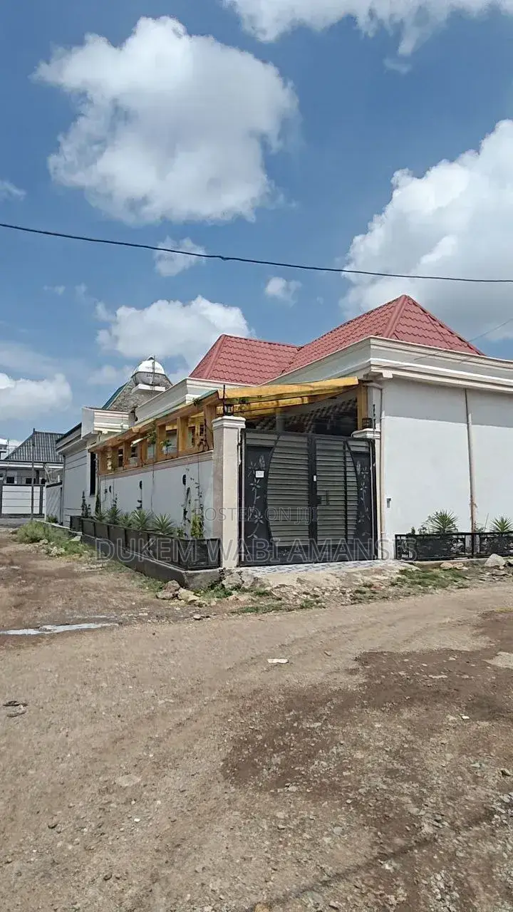 Furnished 8bdrm Villa in Bishoftudukem, East Shewa for sale