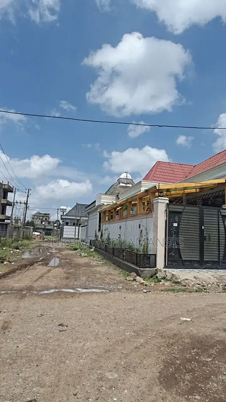 Furnished 8bdrm Villa in Bishoftudukem, East Shewa for sale