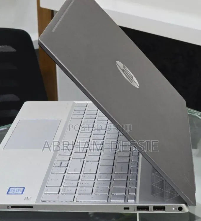 New Laptop HP 8GB Intel Core i7 SSD 256GB