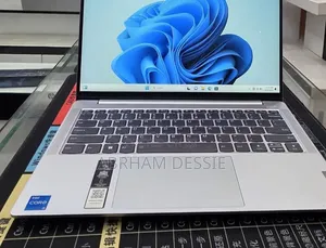 New Laptop Lenovo 16GB Intel Core i7 SSD 512GB