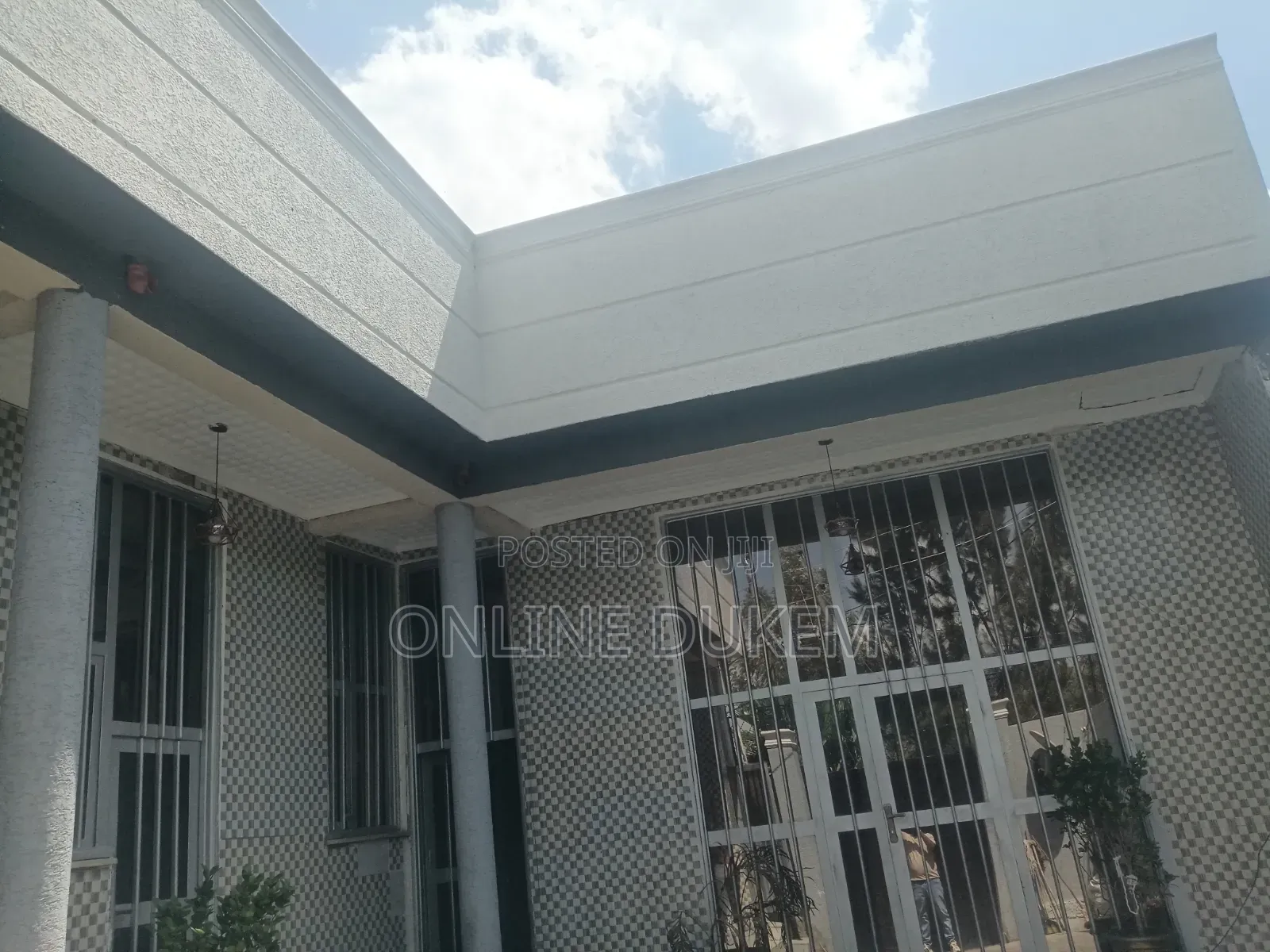 Furnished 7bdrm Villa in Dukem, East Shewa for sale