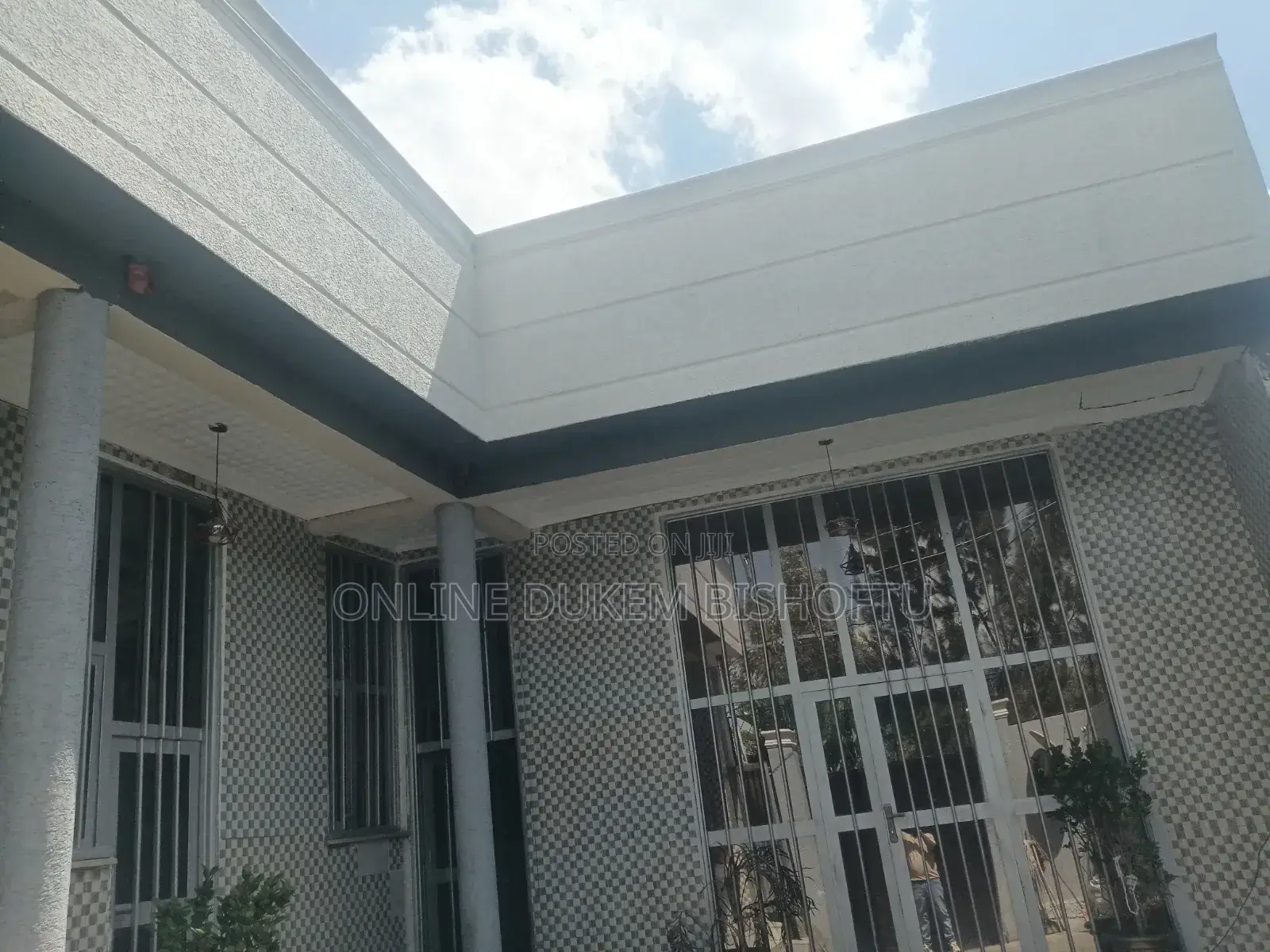 Furnished 7bdrm Villa in Dukem, East Shewa for sale