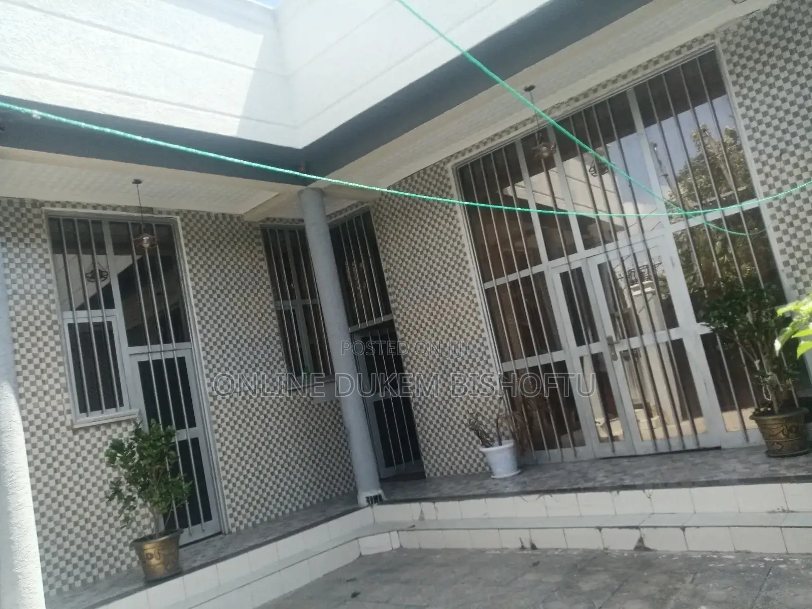 Furnished 7bdrm Villa in Dukem, East Shewa for sale