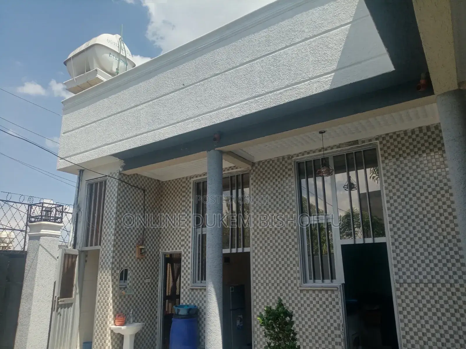 Furnished 7bdrm Villa in Dukem, East Shewa for sale