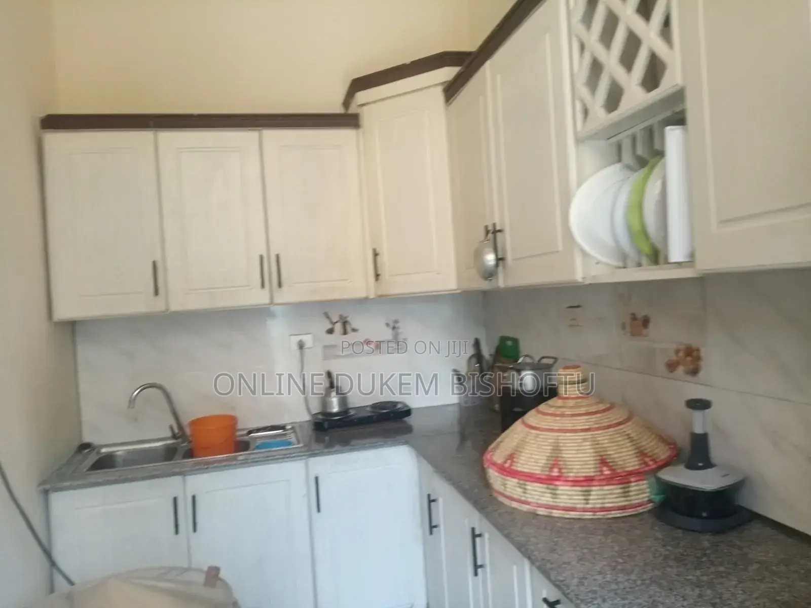 Furnished 7bdrm Villa in Dukem, East Shewa for sale