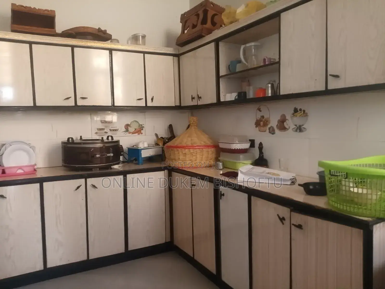 Furnished 7bdrm House in Dukem, East Shewa for sale