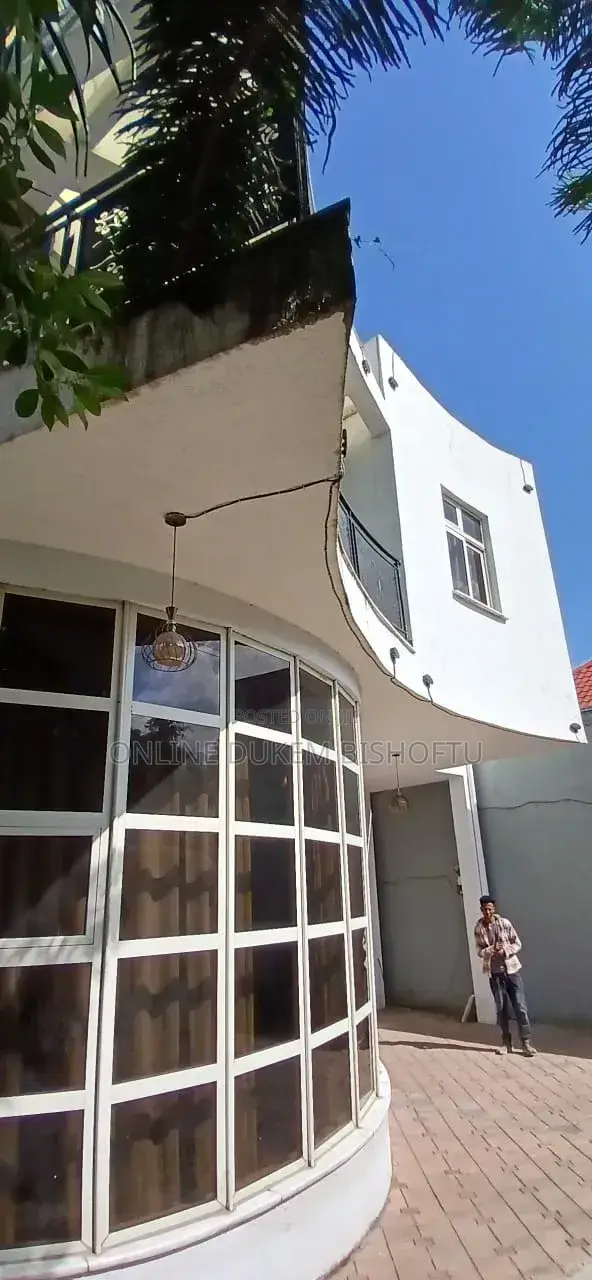 Furnished 12bdrm House in Dukem, East Shewa for sale