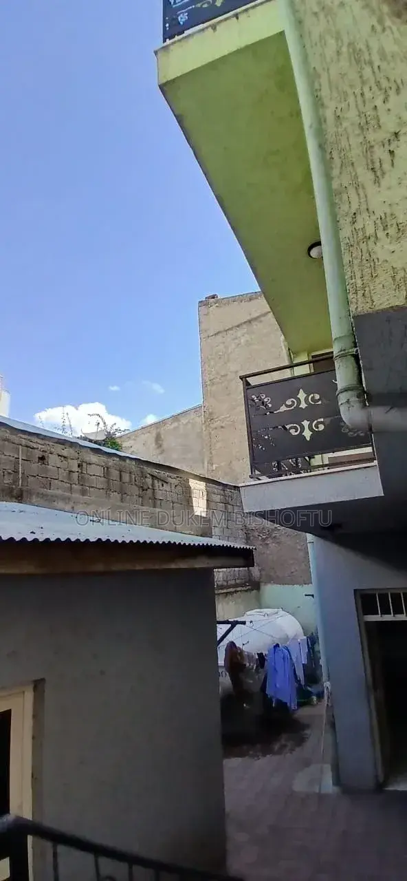 Furnished 12bdrm House in Dukem, East Shewa for sale