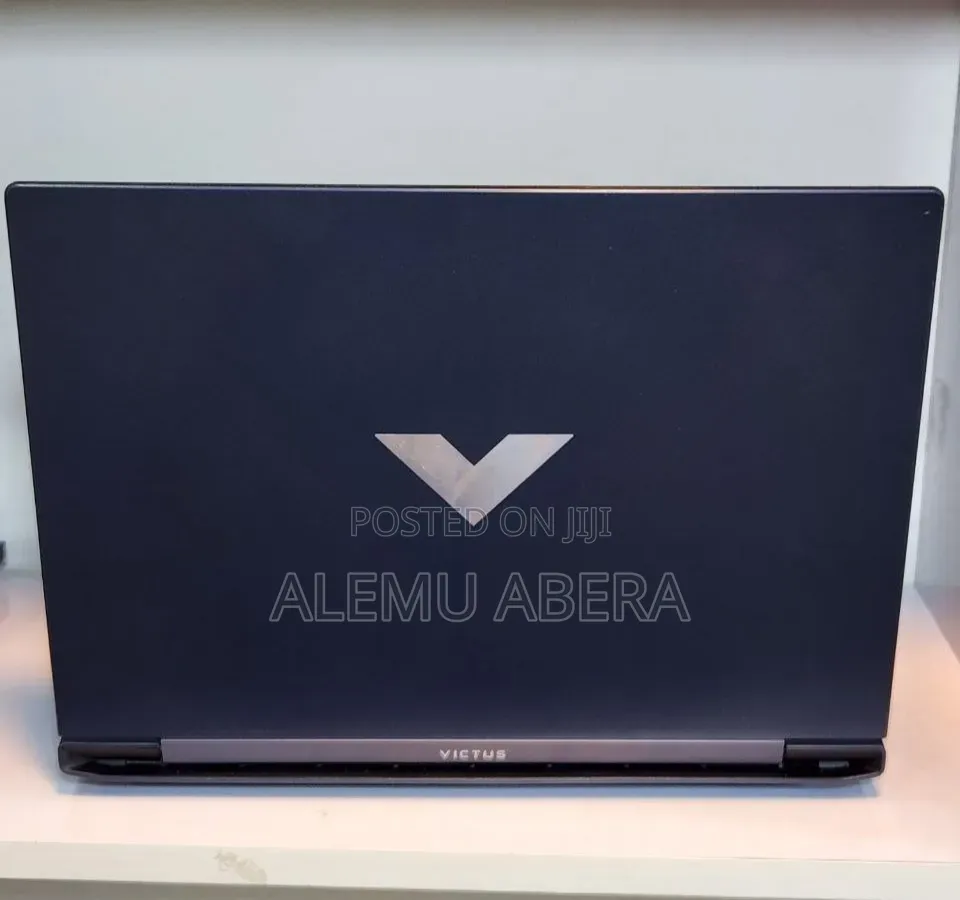 New Laptop HP Victus 15 24GB Intel Core i5 SSD 512GB