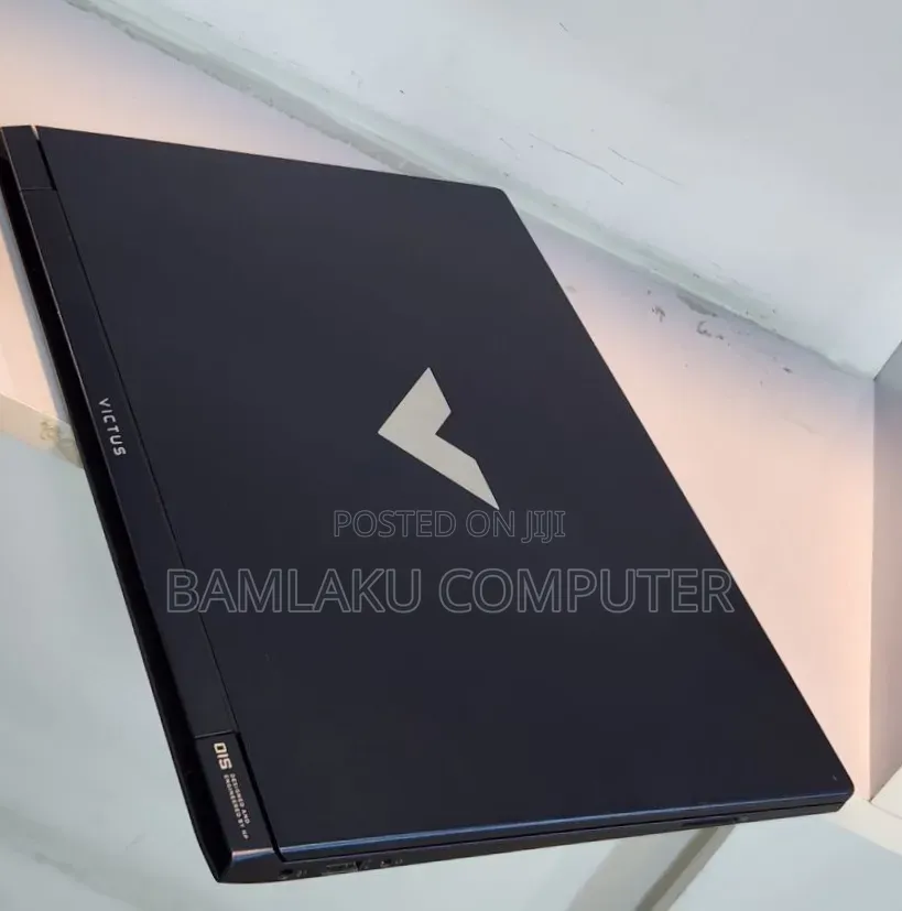 New Laptop HP Victus 15 24GB Intel Core i5 SSD 512GB