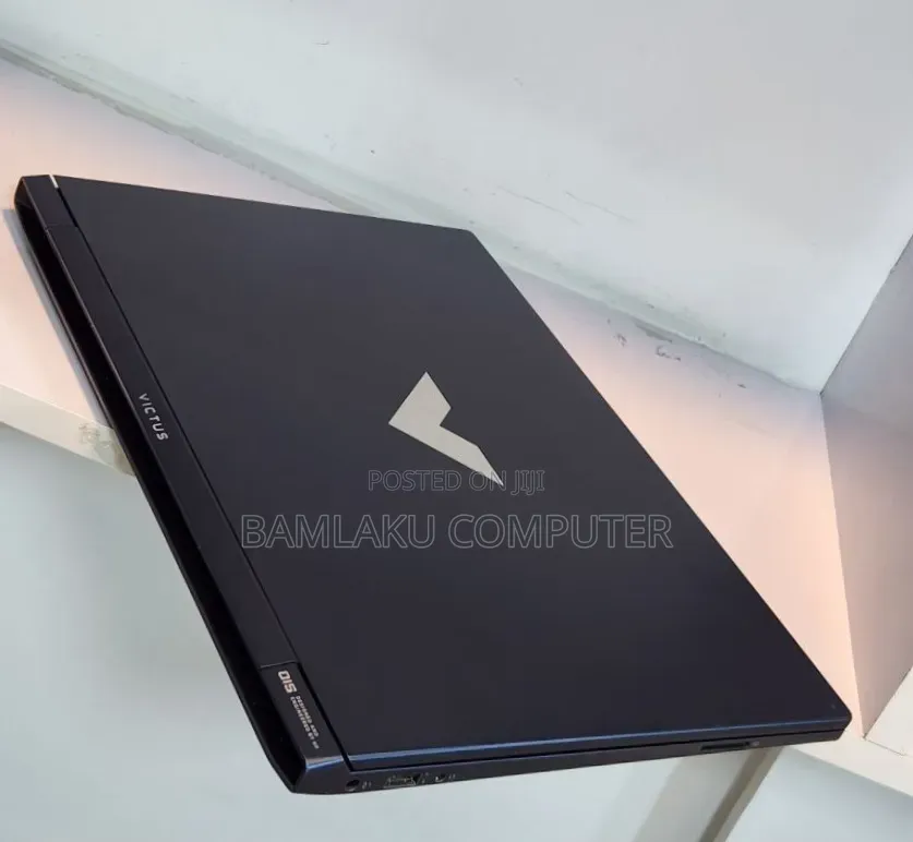 New Laptop HP Victus 15 24GB Intel Core i5 SSD 512GB