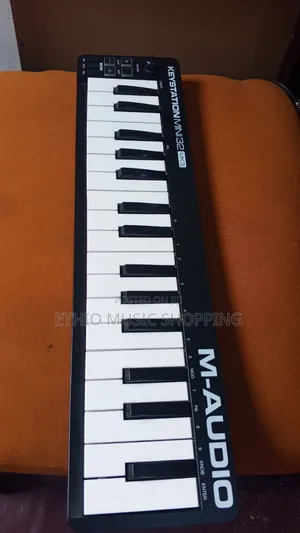 M Audio Midi Keyboard
