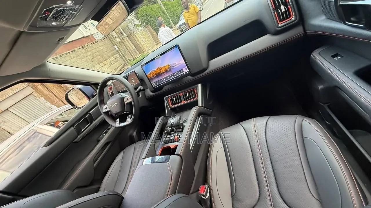 New BYD Leopard 5 2025 Gray