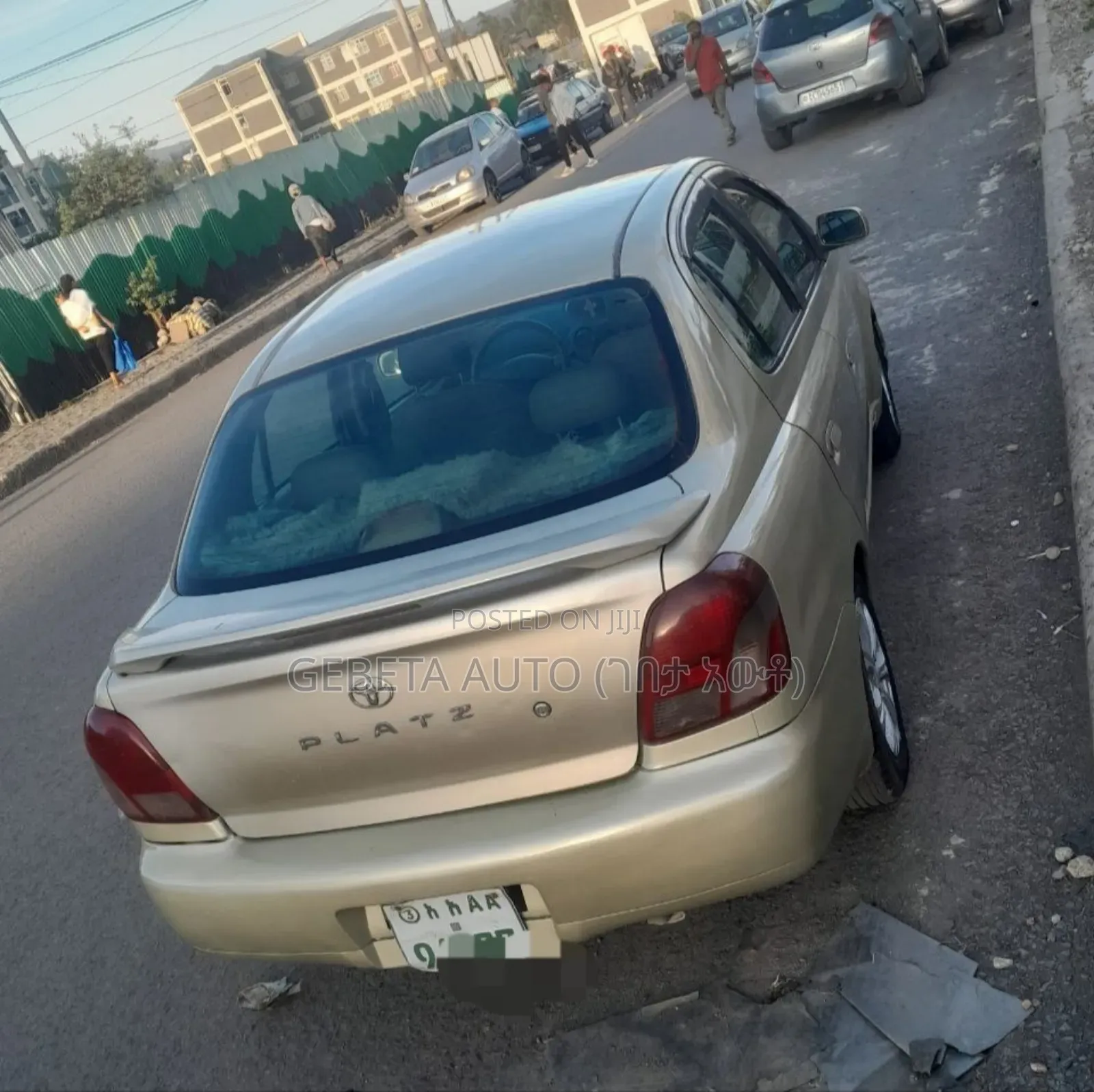 Toyota Platz 2000