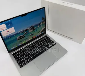 New Laptop Apple MacBook Air 2025 M4 16GB Apple M4 SSD 256GB