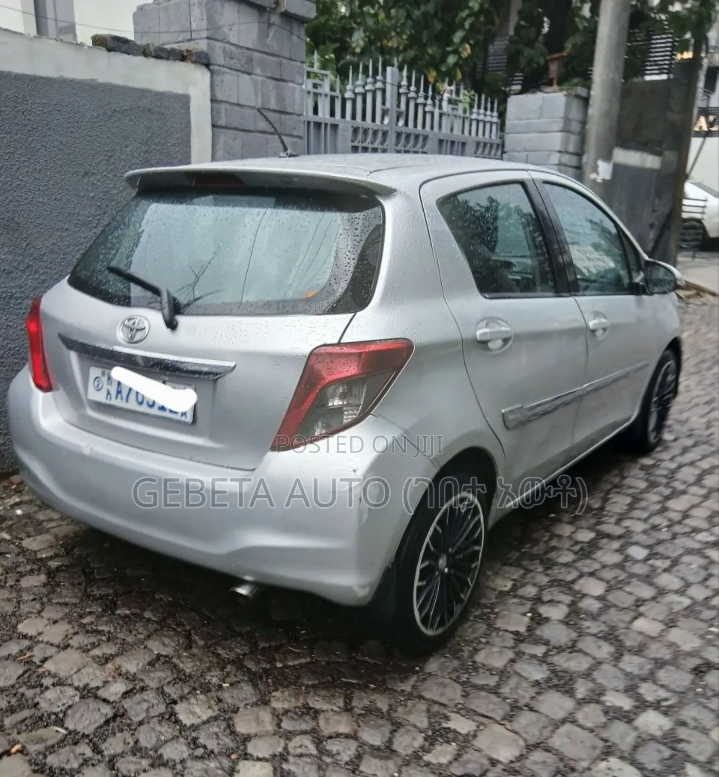 Toyota Yaris 2012