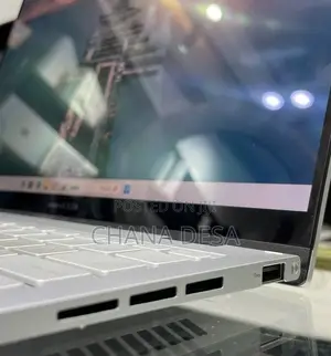 New Laptop Asus ZenBook Flip 14 UX461UA 16GB Intel Core i7 SSD 512GB