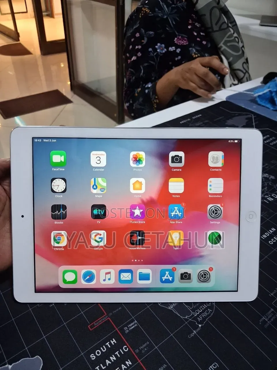 New Apple iPad Air 64 GB
