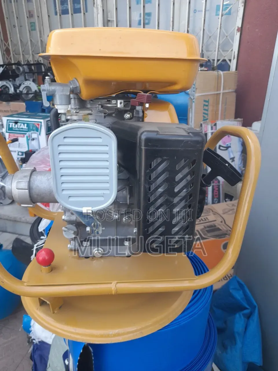Robin V8bretor