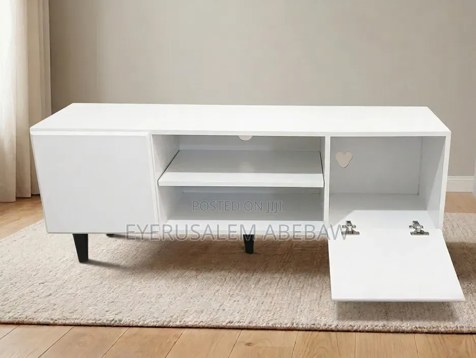 Tv Stand and Mounts