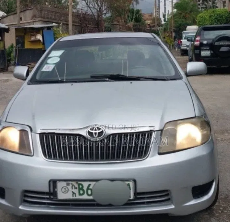 Toyota Corolla 2004 Silver