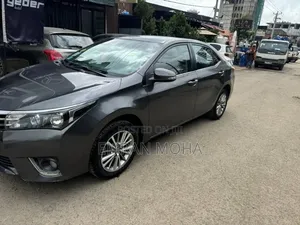 Toyota Corolla 2016 Gray