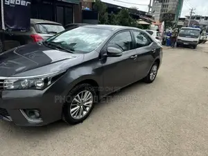 Toyota Corolla 2016 Gray