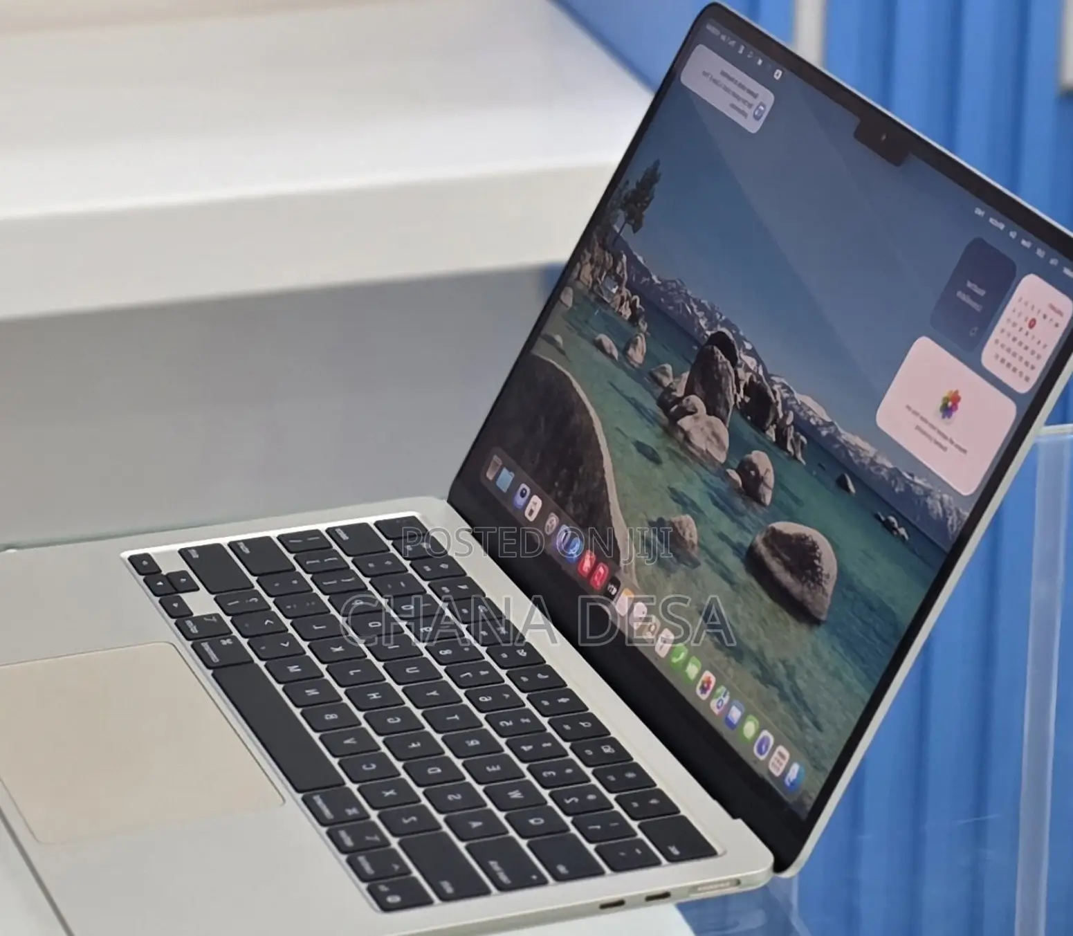 New Laptop Apple MacBook Air 2025 M4 16GB Apple M4 SSD 256GB
