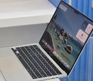 New Laptop Apple MacBook Air 2025 M4 16GB Apple M4 SSD 256GB