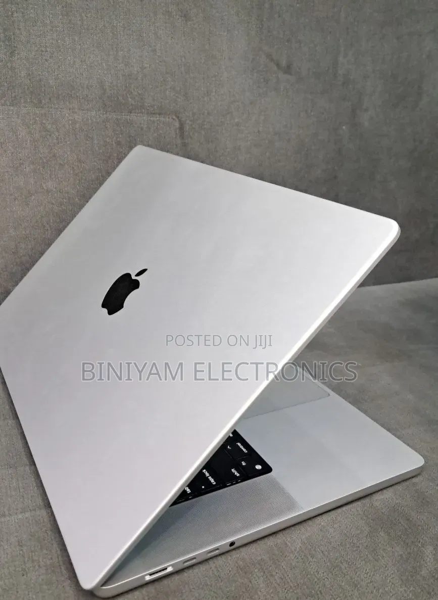 New Laptop Apple MacBook Pro 2021 M1 Max 32GB Apple M1 Max SSD 1T