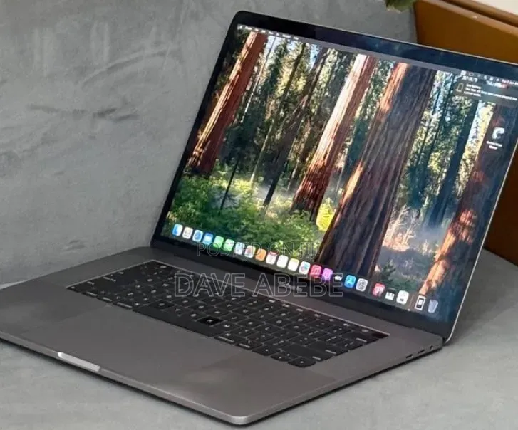 New Laptop Apple MacBook Pro 2019 32GB Intel Core i9 SSD 512GB