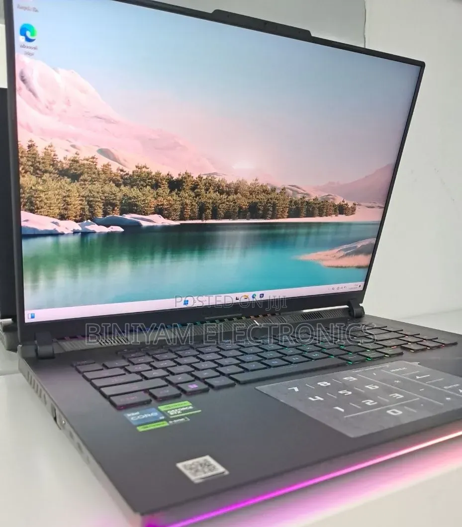 New Laptop Asus ROG Strix G15 16GB Intel Core i9 SSD 1T