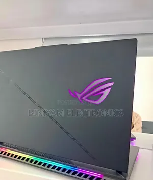 New Laptop Asus ROG Strix G15 16GB Intel Core i9 SSD 1T
