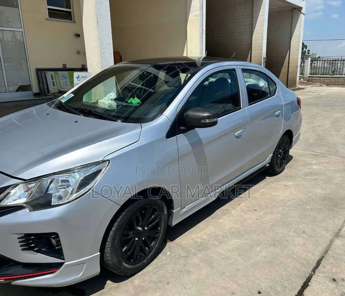 Mitsubishi Attrage 2023 Gray