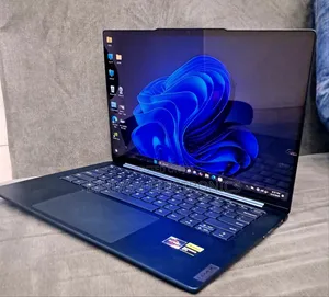 New Laptop Lenovo Yoga 7 15ITL5 16GB AMD Ryzen 7 SSD 512GB