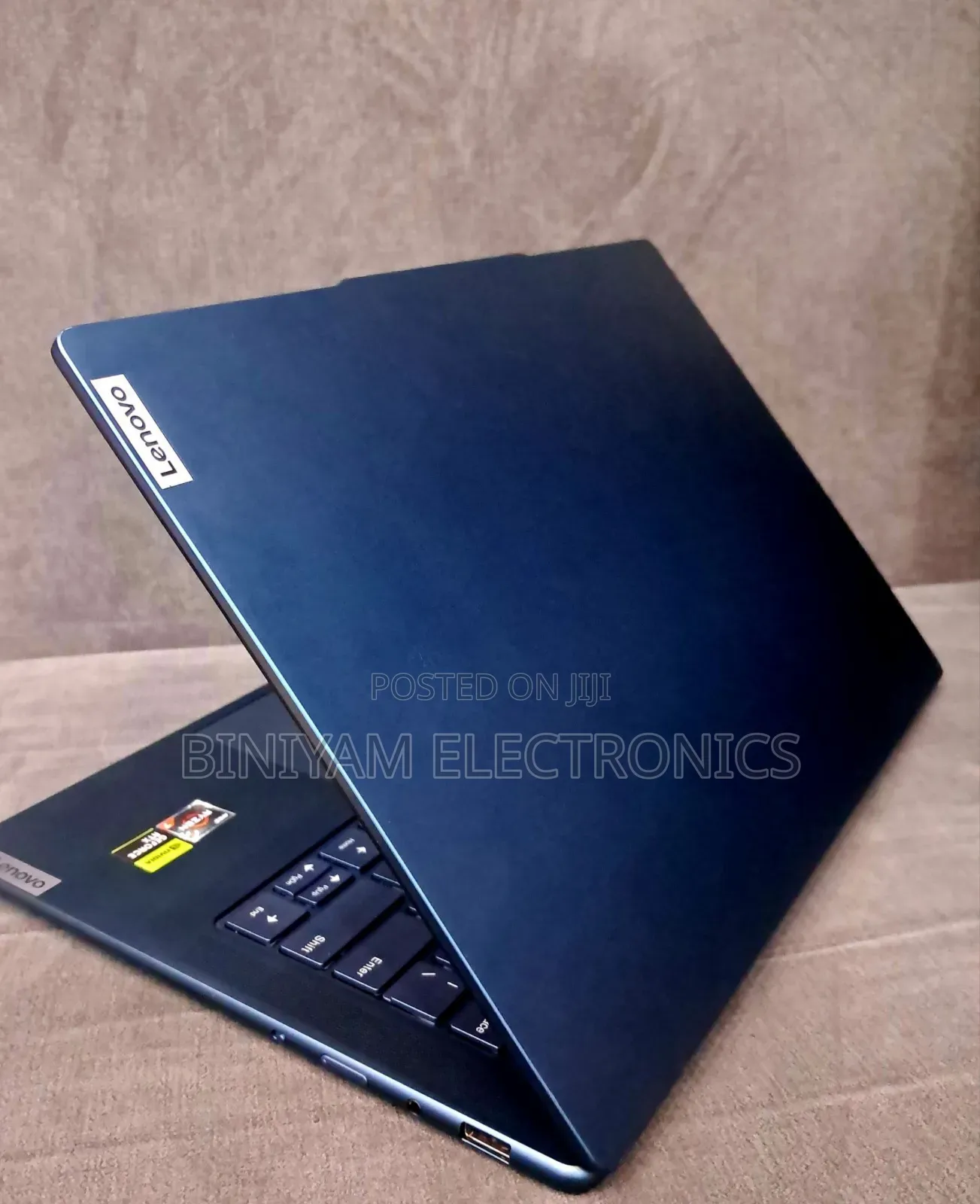 New Laptop Lenovo Yoga 7 15ITL5 16GB AMD Ryzen 7 SSD 512GB
