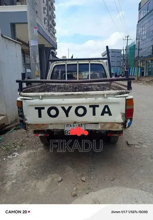 Toyota 4-Runner 1990 White