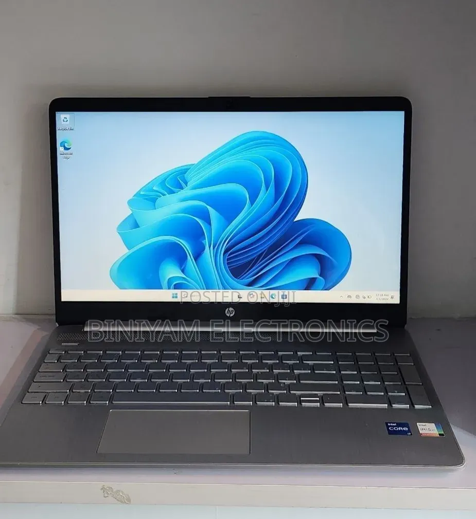 New Laptop HP Stream Notebook 16GB Intel Core i7 SSD 512GB