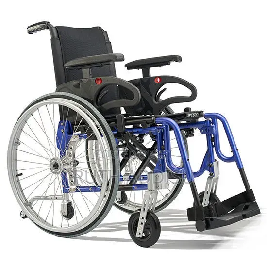 Drive Medical Blue Streak Wheelchair | Standard Folding Wheelchair
