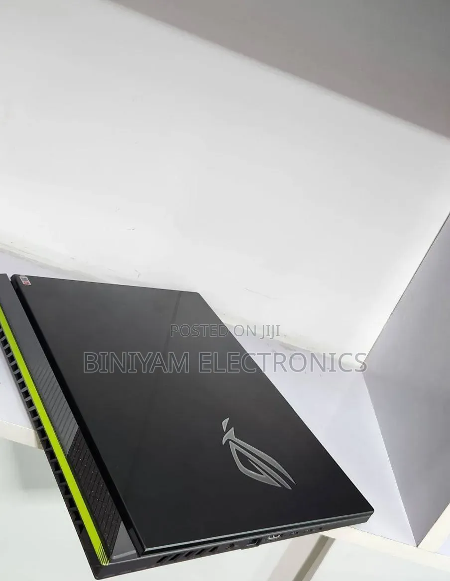New Laptop Asus ROG Strix G16 G614 16GB Intel Core i9 SSD 1T