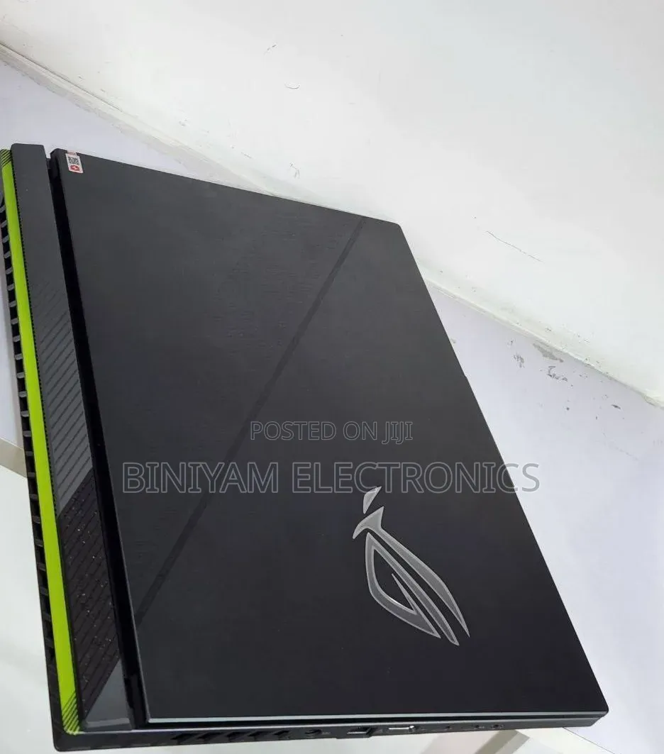 New Laptop Asus ROG Strix G16 G614 16GB Intel Core i9 SSD 1T